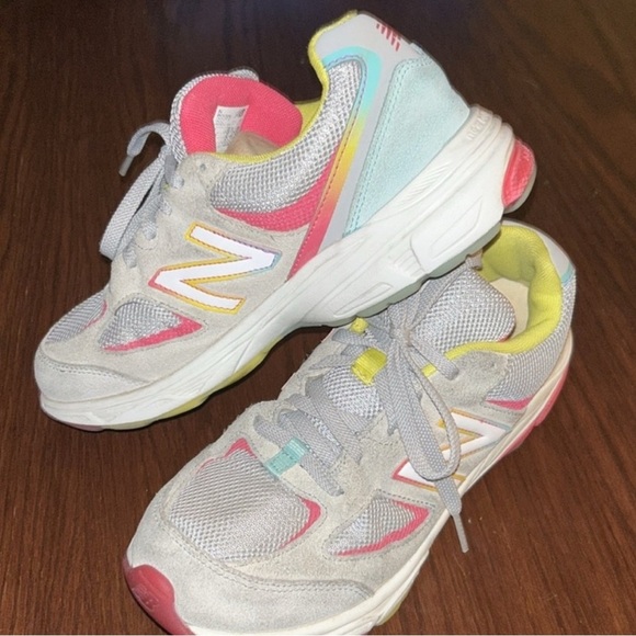 New Balance Gray Sneakers with Pink and Yellow Highlights - Picture 3 of 5